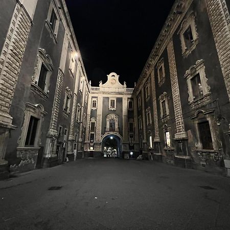 Li Cuti House - Lungomare Self Check-In Villa Catania Bagian luar foto