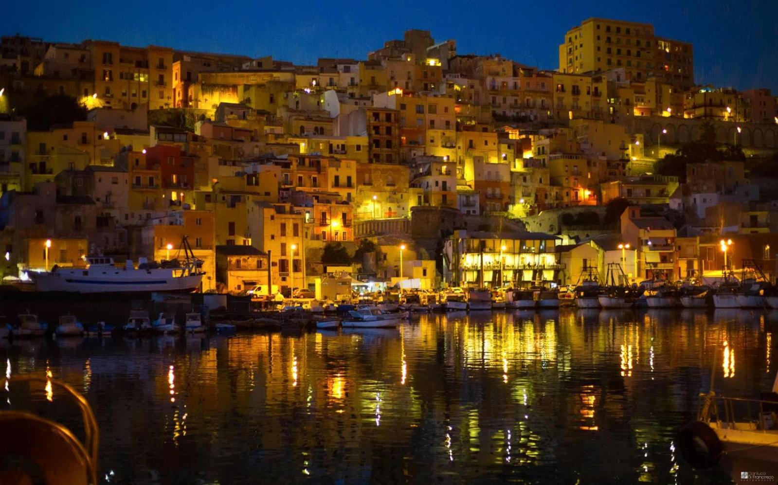 Li Cuti House - Lungomare Self Check-In Villa Catania Bagian luar foto