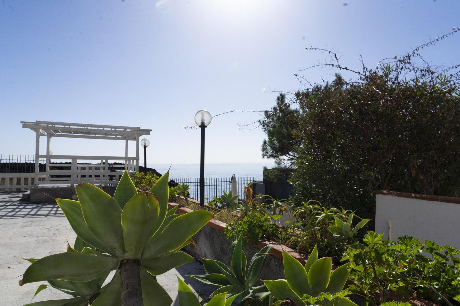 Li Cuti House - Lungomare Self Check-In Villa Catania Bagian luar foto
